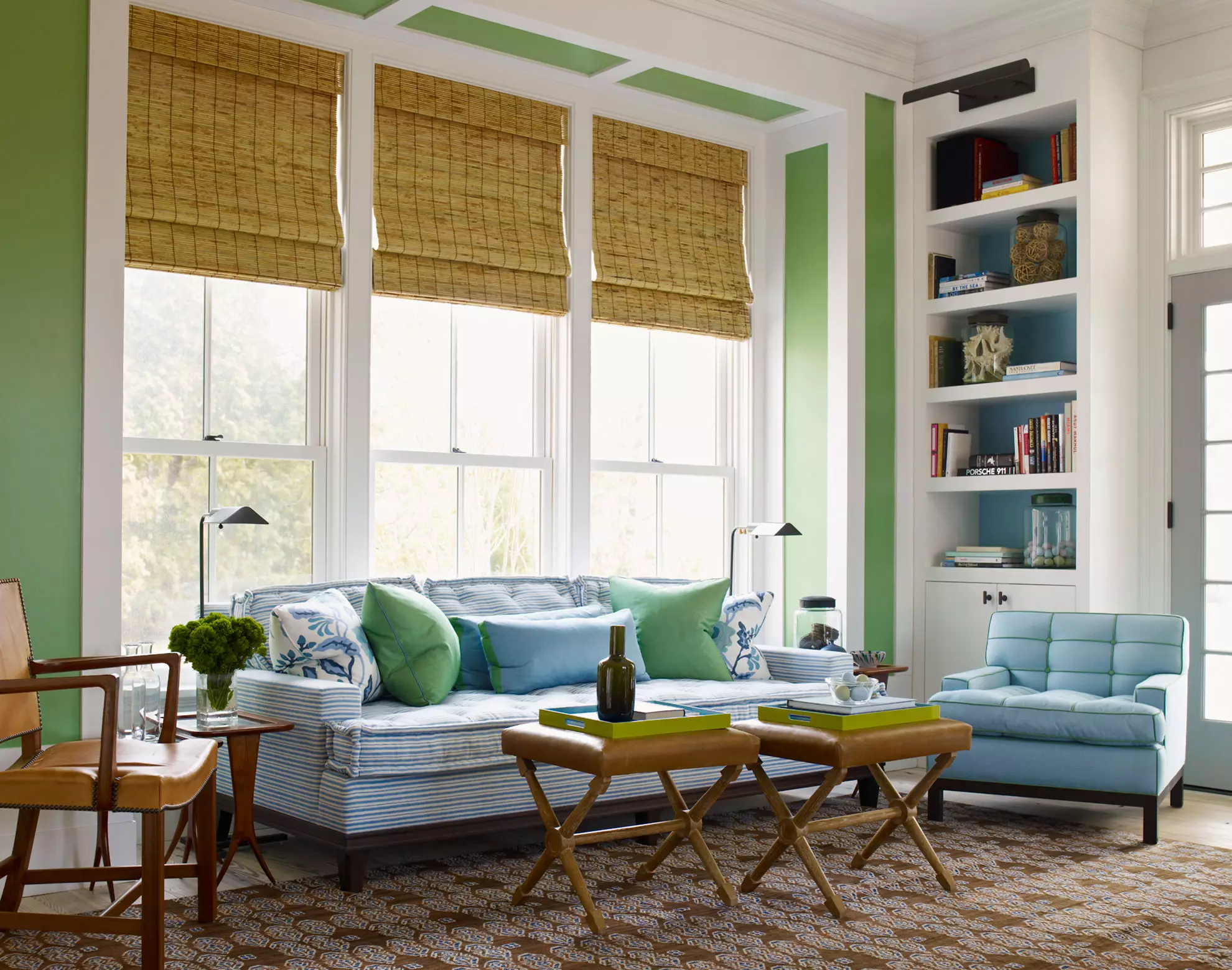 French living room colorful green wall