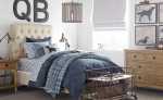 Traditional-Boys-Bedroom-Decoration-with-Minimalist-Bed-and-Alphabet-Wall-Decor
