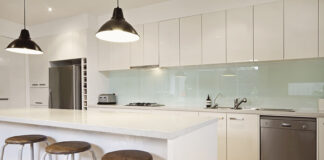 Glass Splashbacks: Add Elegance And Functionality To Your Interiors Glass Splashbacks