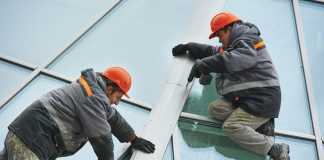 How To Choose The Best Glazier