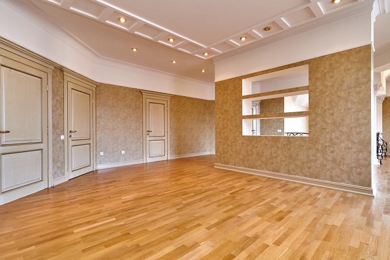 What Are The Differences? Hardwood Flooring Vs. Laminate