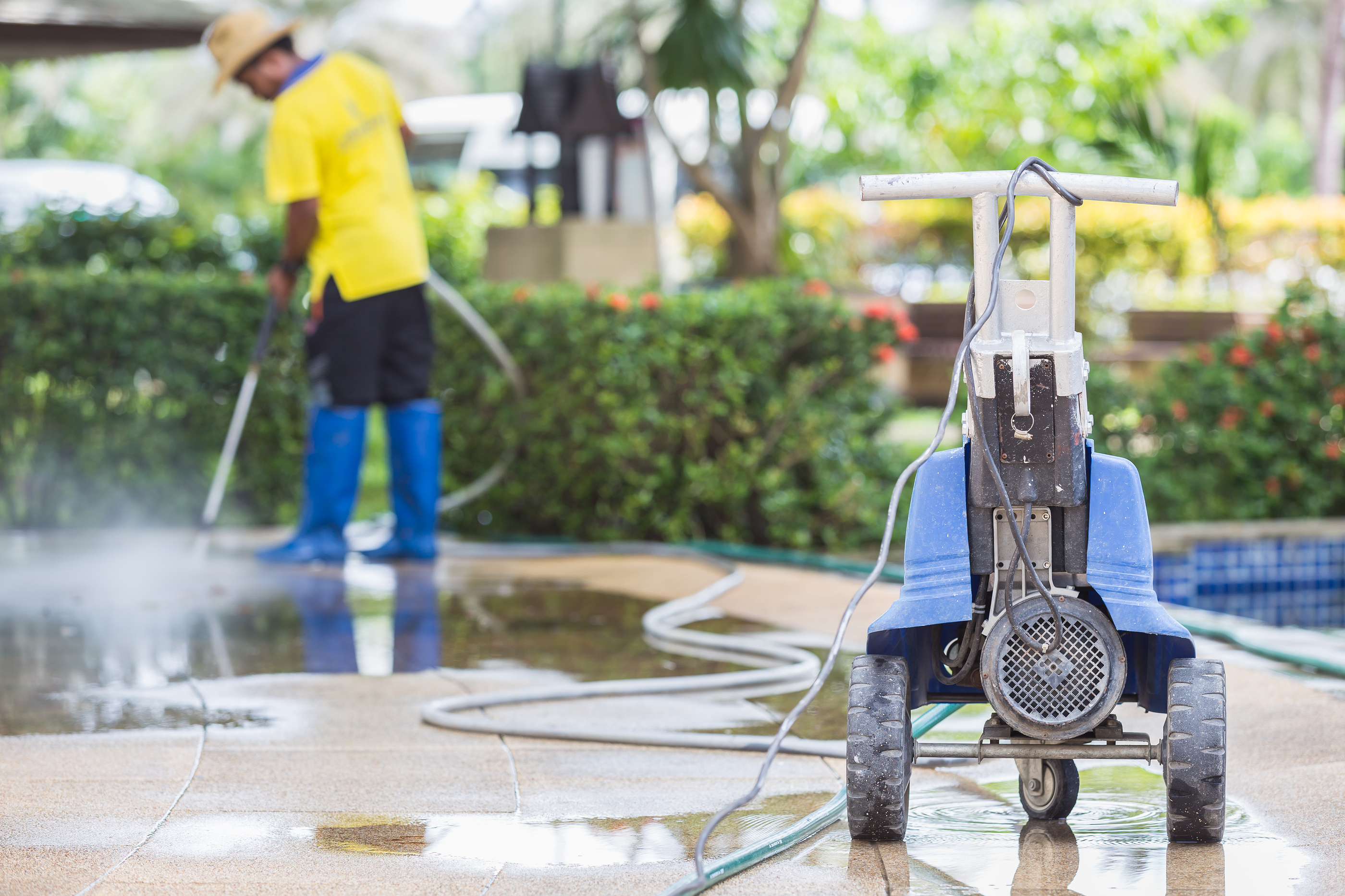 Outdoor Floor Cleaning With High Pressure Water Jet