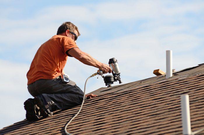 Tips To Guide You Into Choosing The Best Roof Repair Company | My Decorative