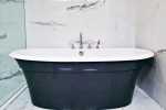 Free-Standing-Bath