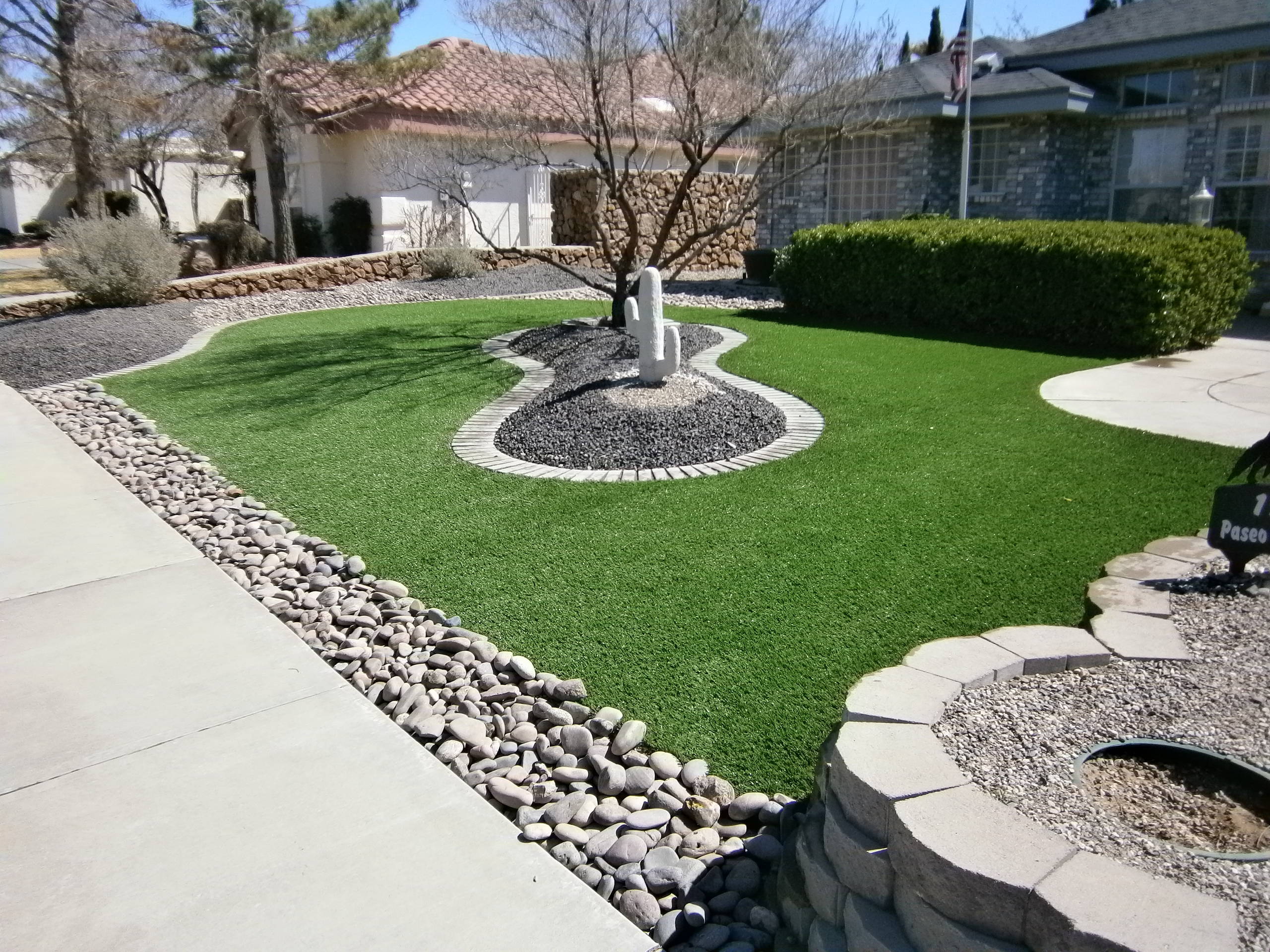 20 Low Maintenance Landscaping Ideas From Artificial Turf To